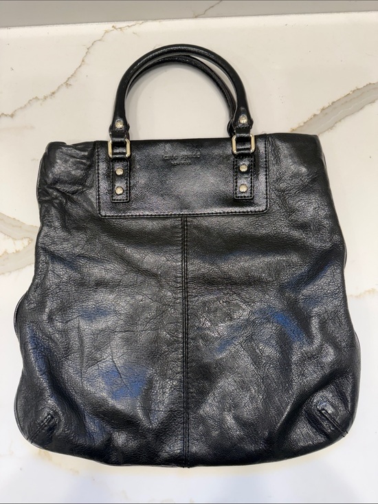 kate spade Handbags - kate spade Alexa Black Leather Structured Tote / Satchel